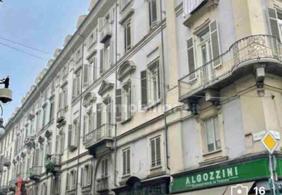 Piccola Mansardina Nel Cuore Di Torino Bagian luar foto